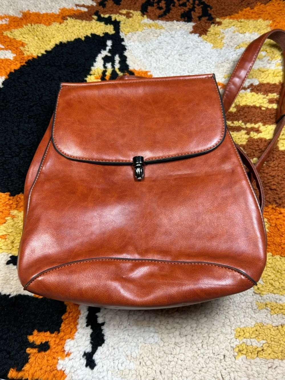 WINK KANGAROO, faux leather backpack!!
